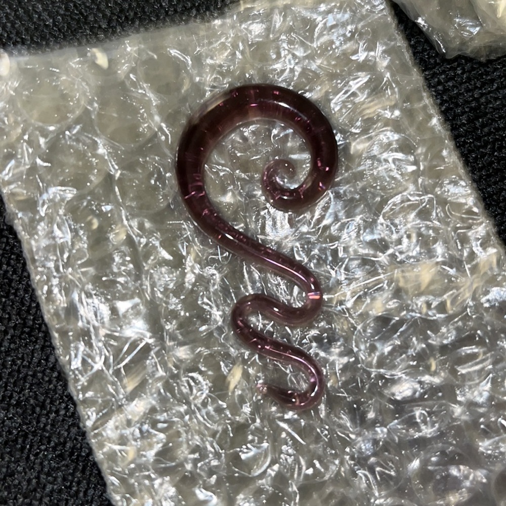 NWT CULTure | Pair of Plum Glass Tapers - 2g